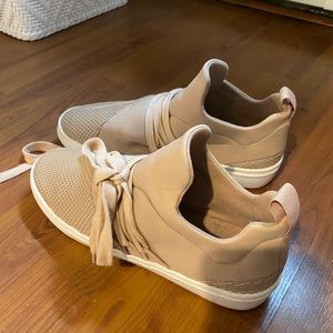 I’ve hardly ever worn these, basically brand new